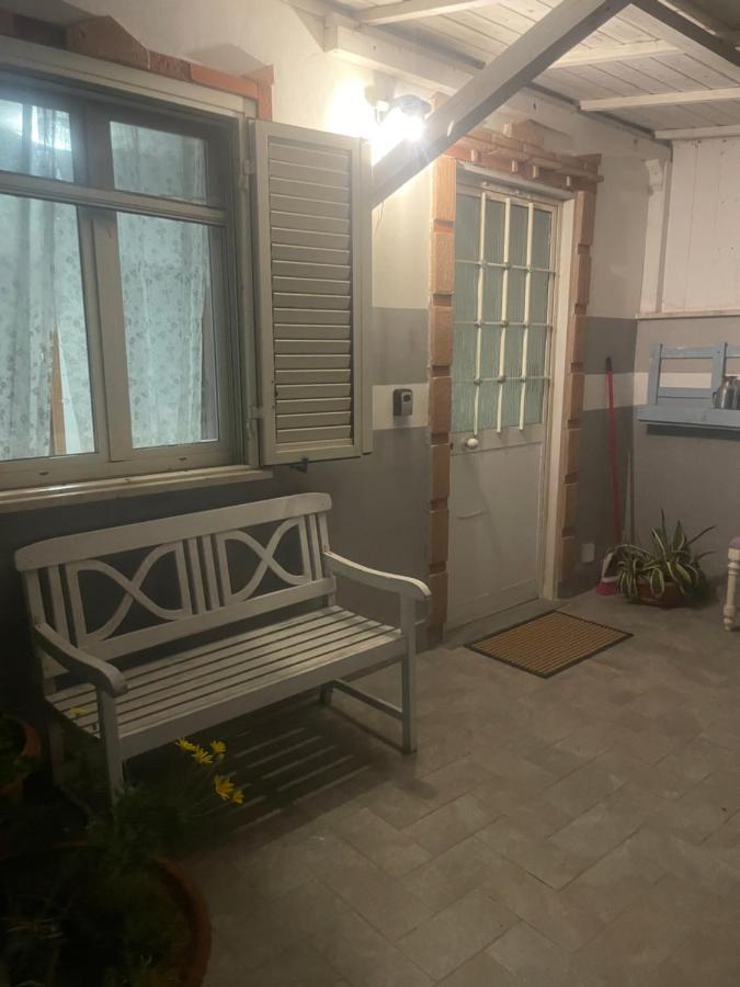 Airport Apartment Happyhouse Φιουμιτσίνο Εξωτερικό φωτογραφία